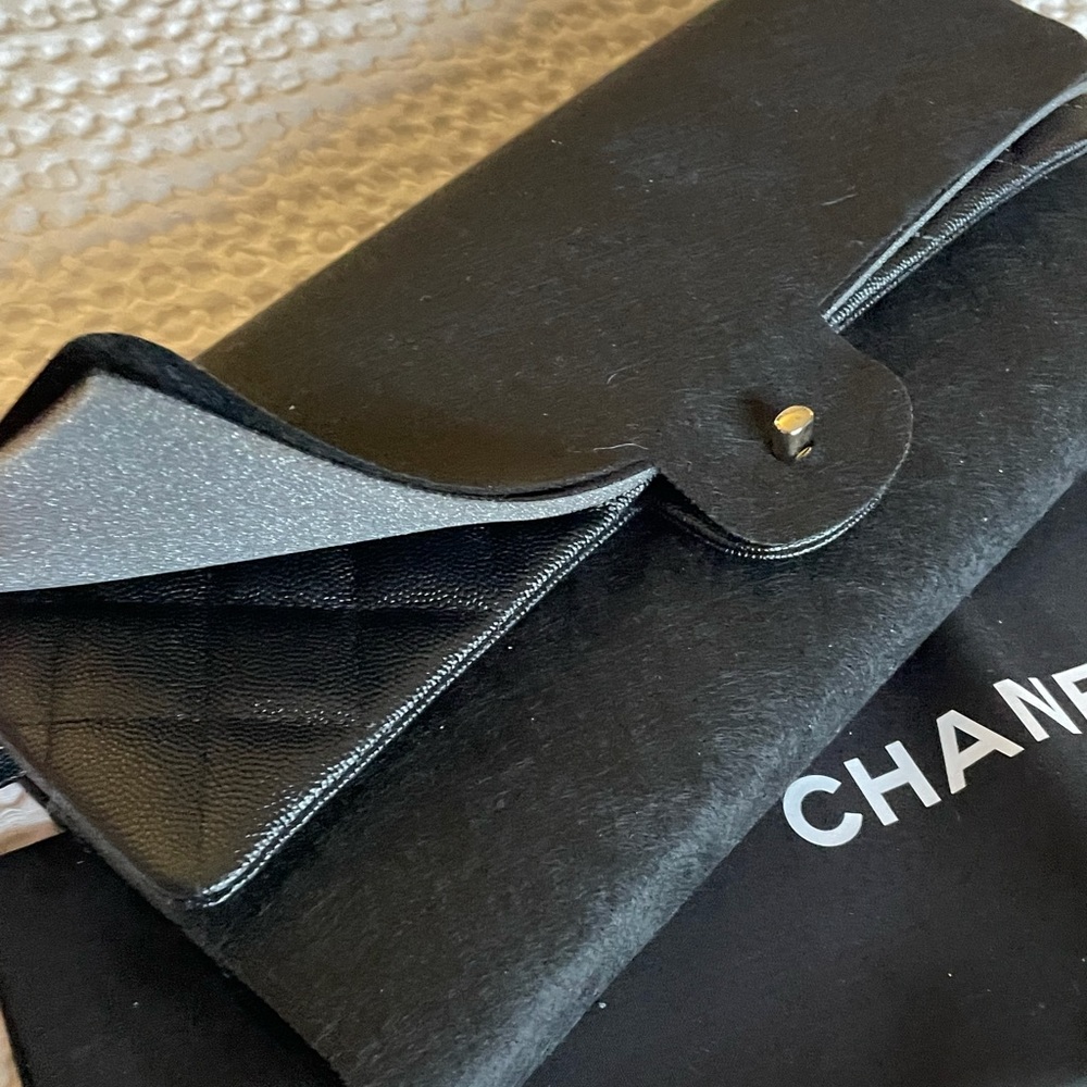 NEW Chanel 21A Classic Caviar Clutch Black GHW - Picture 7 of 11